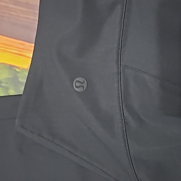 Lululemon Black High Waisted Leggings Size 10 - Picture 5 of 6